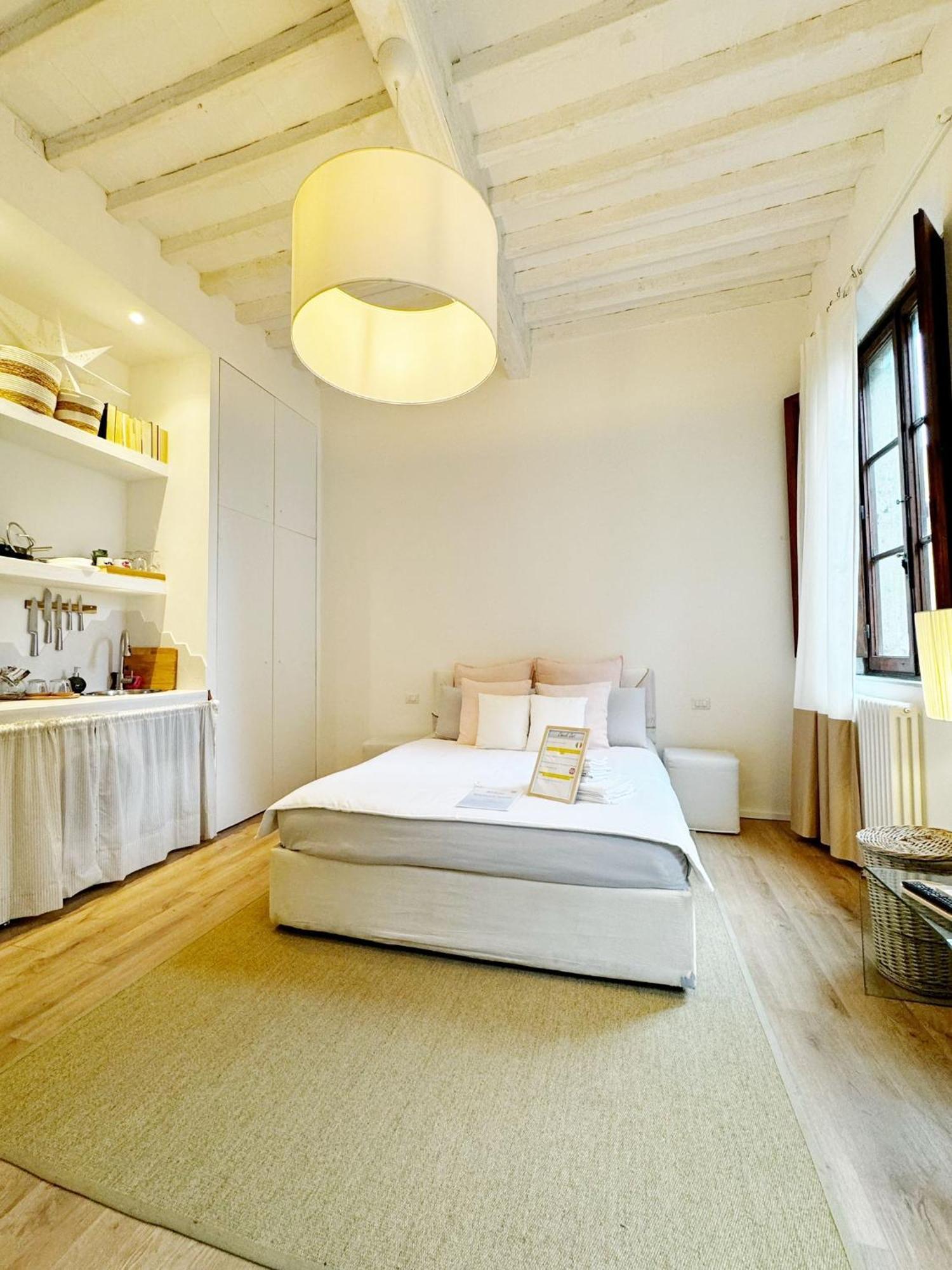 Boutique Room - Centro Storico 20 Min Da Firenze Эмполи Экстерьер фото